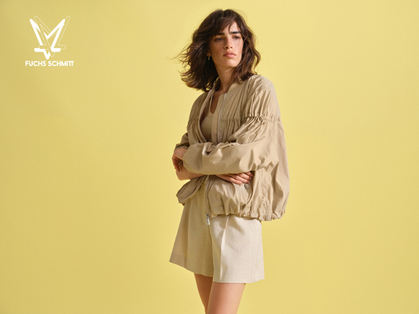 11 FS 78019 1677 3270 RGB