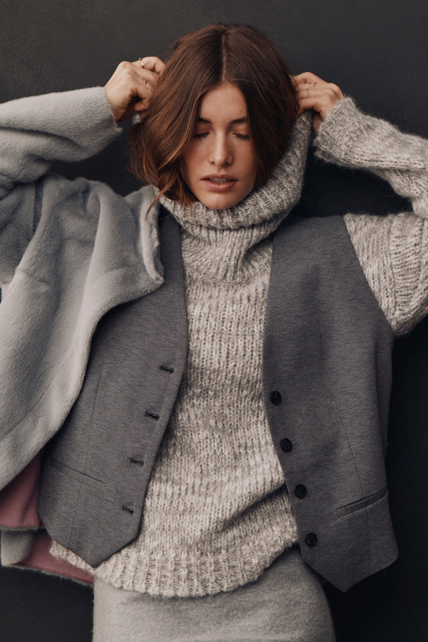 2412 DST FYNCH HATTON WOMEN 04 4744 RET