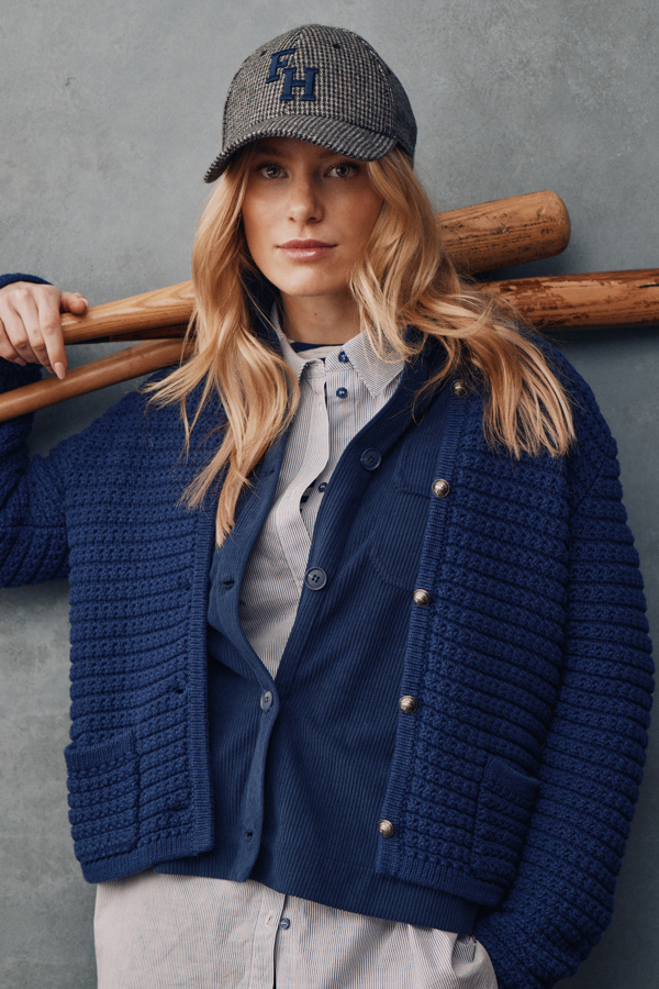 2412 DST FYNCH HATTON WOMEN 11 6641 RET